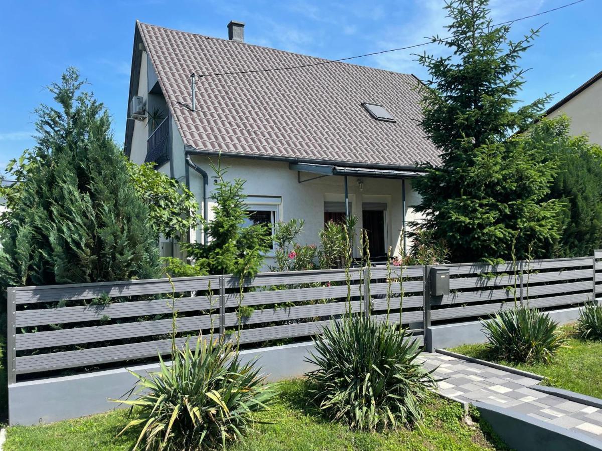 Tóparti hangulatú nyaraló-Balatonboglár Exterior foto